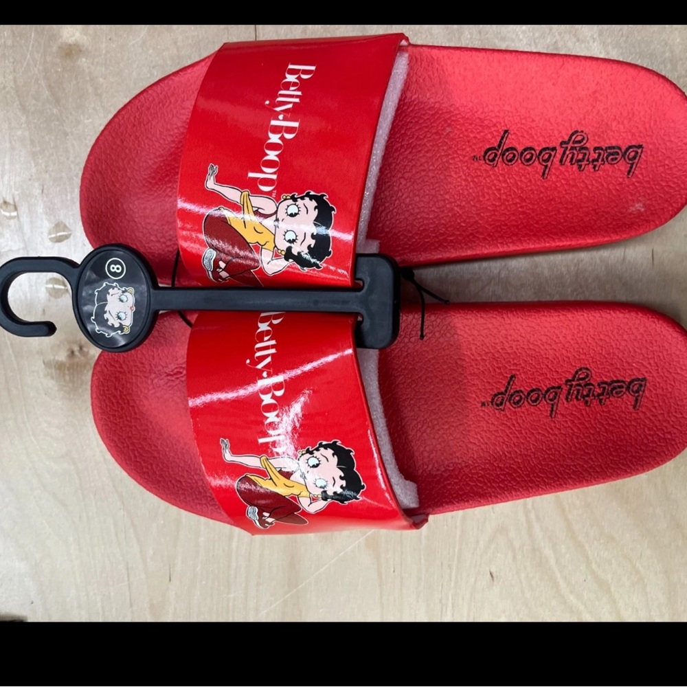 Betty Boop  Red Betty  Slide Sandals Brand New collectors